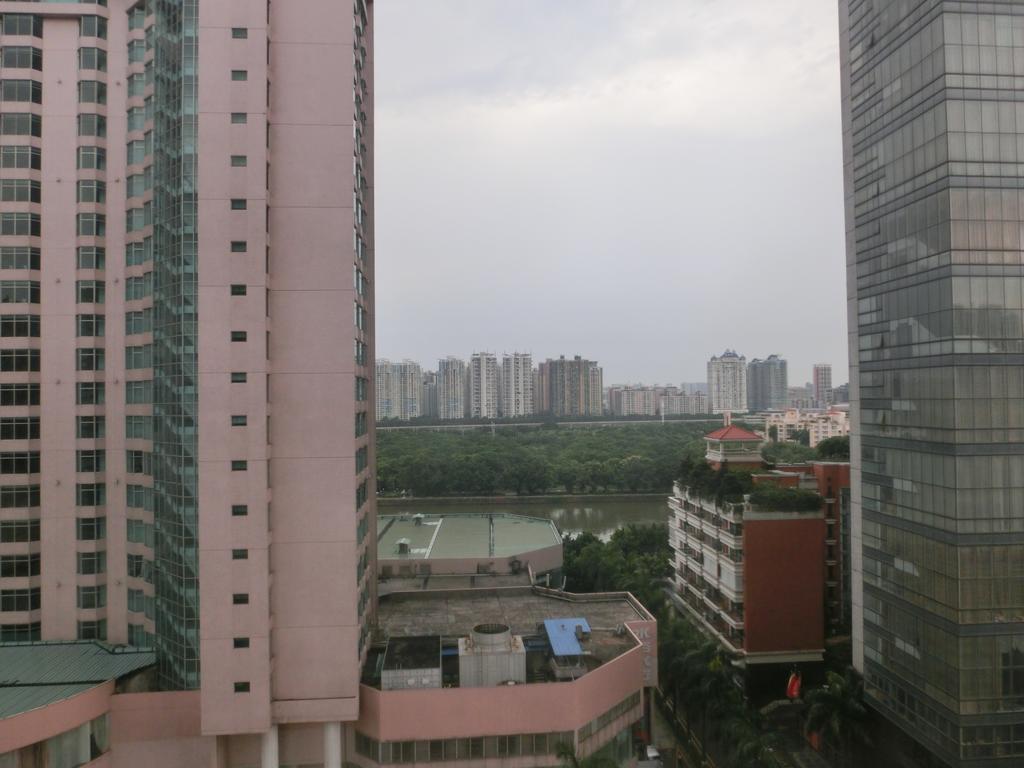 Ji Hotel Guangzhou Zhujiang New Town מראה חיצוני תמונה