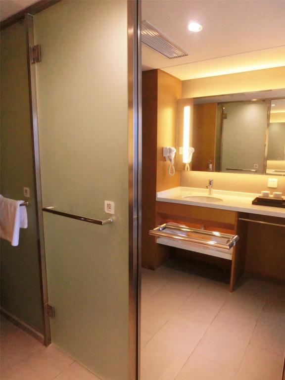 Ji Hotel Guangzhou Zhujiang New Town חדר תמונה