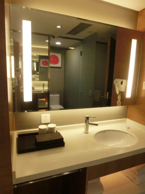Ji Hotel Guangzhou Zhujiang New Town חדר תמונה